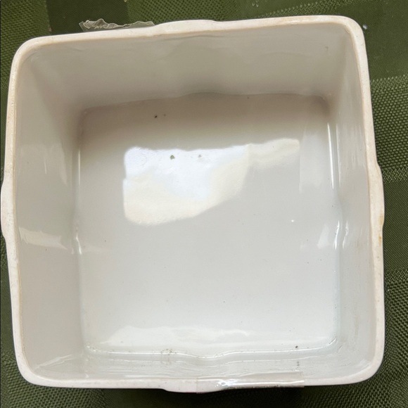 CERAMIC CHRISTMAS PRESENT
CANDY DISH - Picture 5 of 9